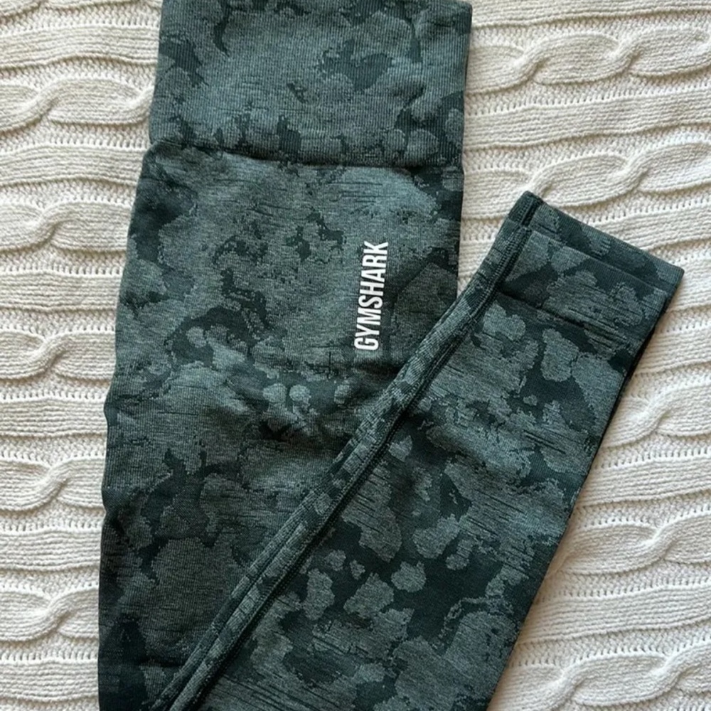 Gymshark Leggings - Dark Green Camouflage